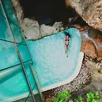 발네아리오 라 헤르미다 호텔 4*