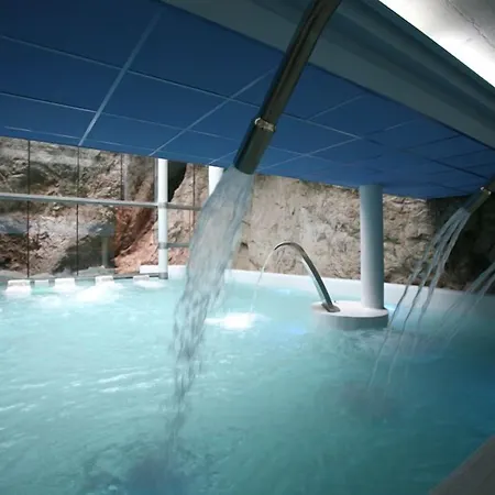 Balneario 4* La Hermida