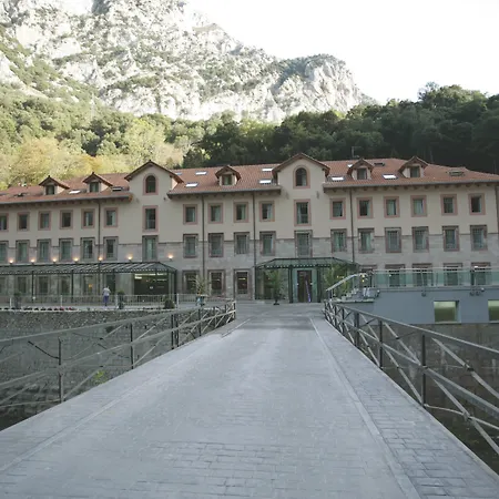 Hotel Balneario La Hermida