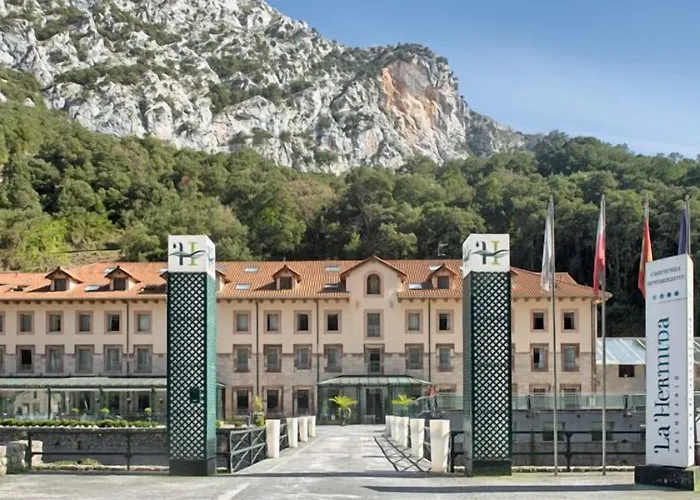 Balneario Hotel La Hermida