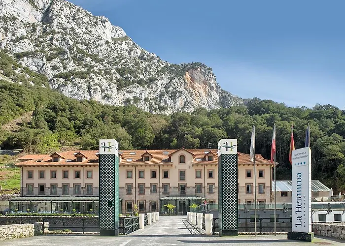 Hotel Balneario La Hermida